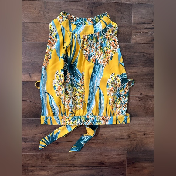the room Tops - The Room Yellow Tropical Floral Tie Back Blouse Tank Top Medium Resort